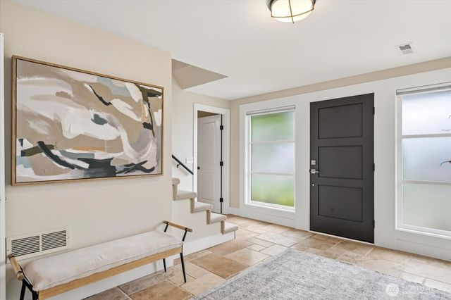1908 122nd Avenue SE, Bellevue, WA 98005