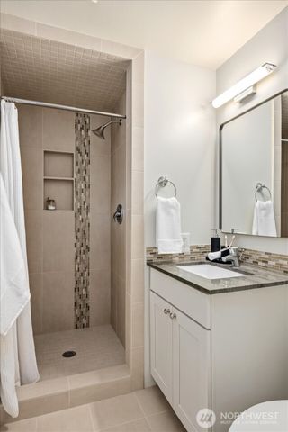 1908 122nd Avenue SE, Bellevue, WA 98005