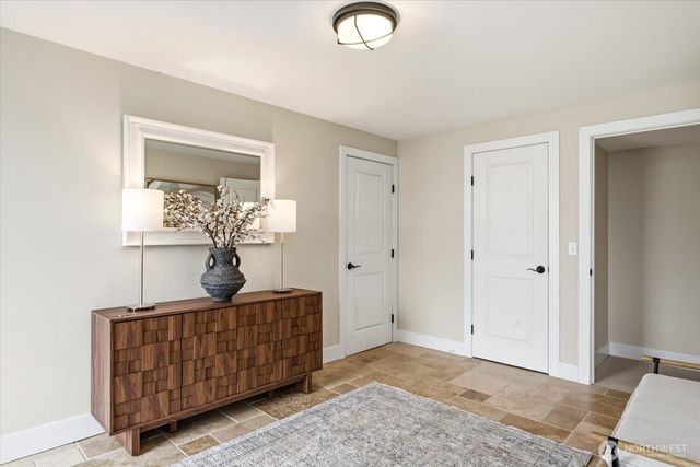 1908 122nd Avenue SE, Bellevue, WA 98005