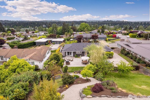 1908 122nd Avenue SE, Bellevue, WA 98005
