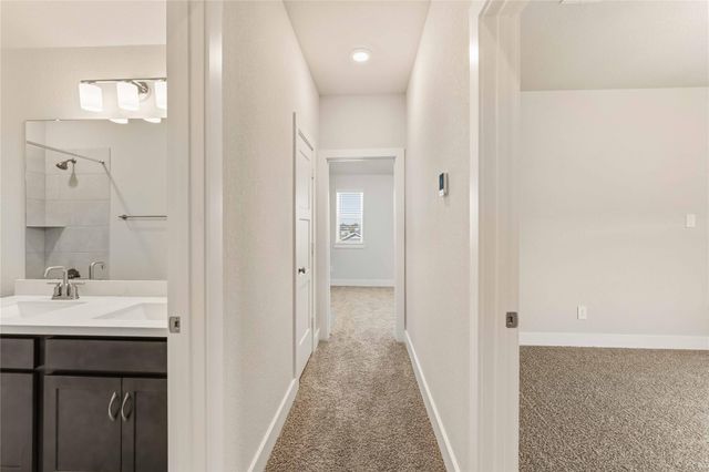 220 Magnolia Laurel Drive, Alvin, TX 77511