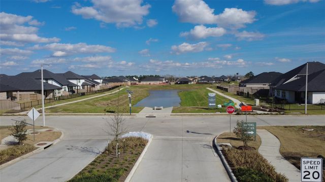 220 Magnolia Laurel Drive, Alvin, TX 77511