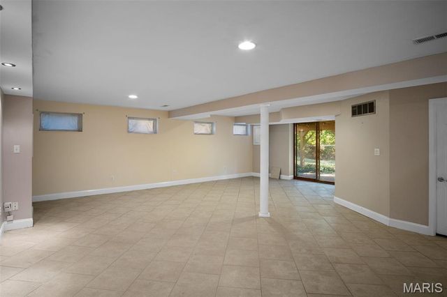 15486 Hitchcock Road, Chesterfield, MO 63017