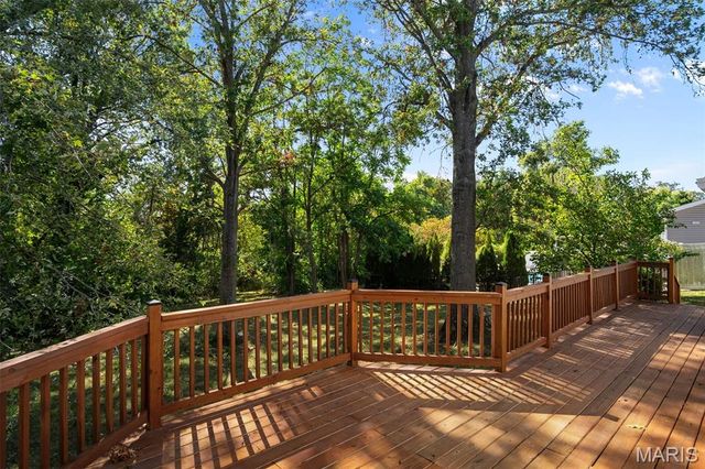 15486 Hitchcock Road, Chesterfield, MO 63017