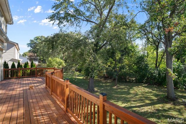 15486 Hitchcock Road, Chesterfield, MO 63017