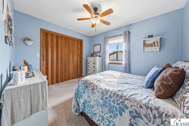 106 Marquette Avenue, North Mankato, MN 56003