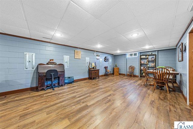 106 Marquette Avenue, North Mankato, MN 56003