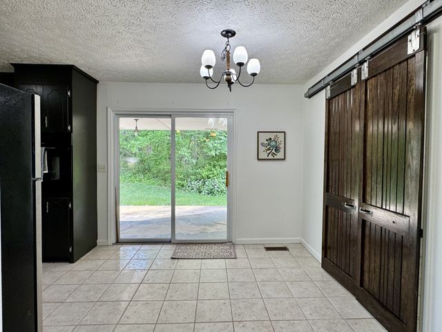 1196 Windsor Cir, Lyles, TN 37098