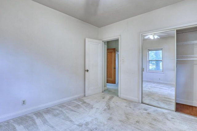 5800 W Howard AVENUE, Milwaukee, WI 53220