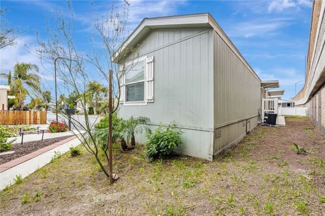 995 Pomona 65, Corona, CA 92882