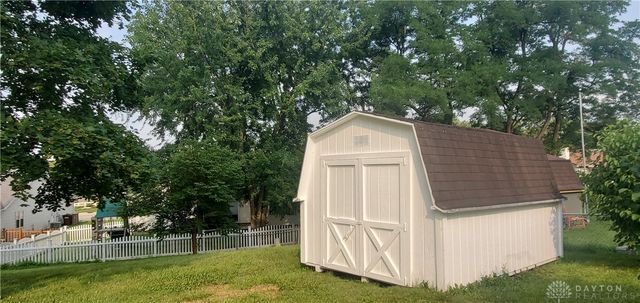 5184 Seville Drive, Englewood, OH 45322