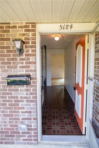 5184 Seville Drive, Englewood, OH 45322