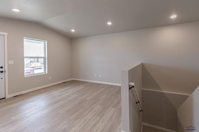 333 N VALLEY DR, Rapid City, SD 57703