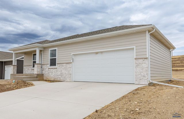 333 N VALLEY DR, Rapid City, SD 57703