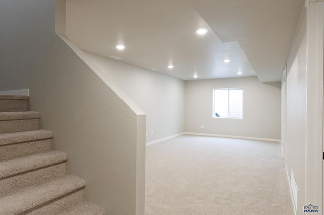 333 N VALLEY DR, Rapid City, SD 57703
