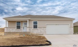 333 N VALLEY DR, Rapid City, SD 57703