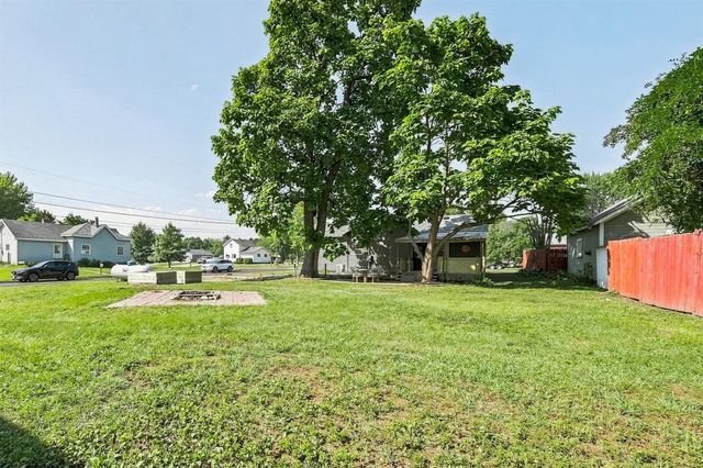 1643 Ludgate Street, Chippewa Falls, WI 54729