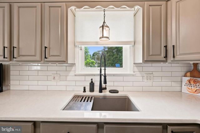 353 HENDRICKSON AVE, Woodbury, NJ 08096