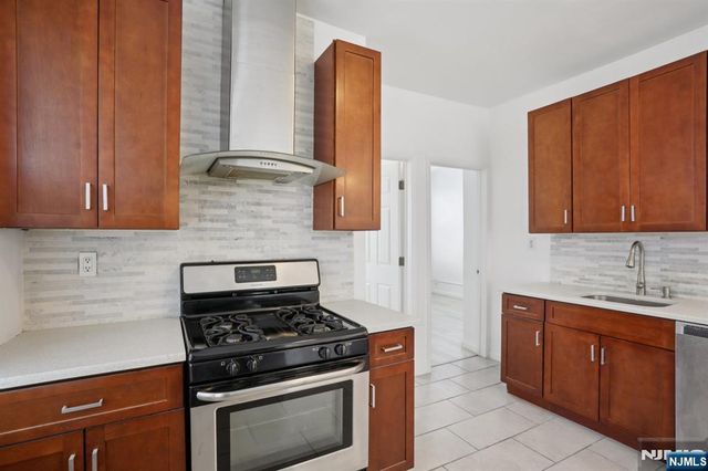 9021 Smith Avenue 2, North Bergen, NJ 07047