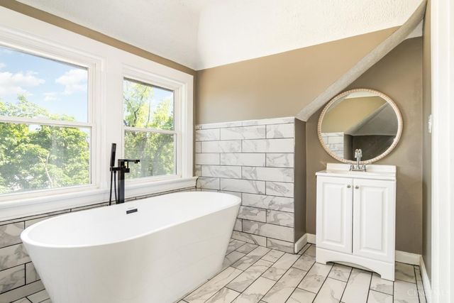 3552 Trimble Avenue, Cincinnati, OH 45207