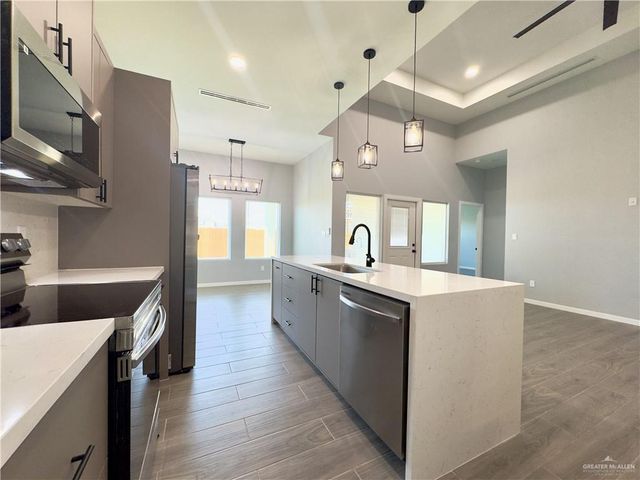 905 Durango Drive, Mission, TX 78574