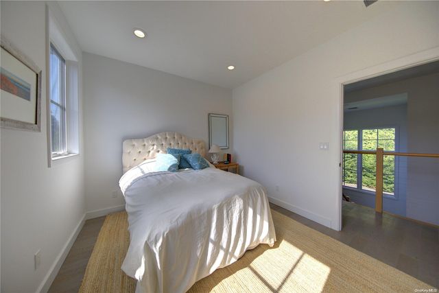 2 Crystal Mews Lane, East Hampton, NY 11937