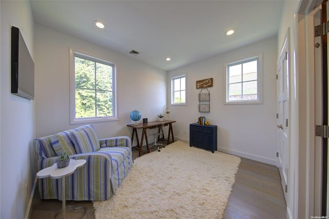 2 Crystal Mews Lane, East Hampton, NY 11937