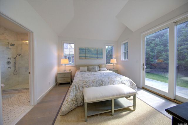 2 Crystal Mews Lane, East Hampton, NY 11937