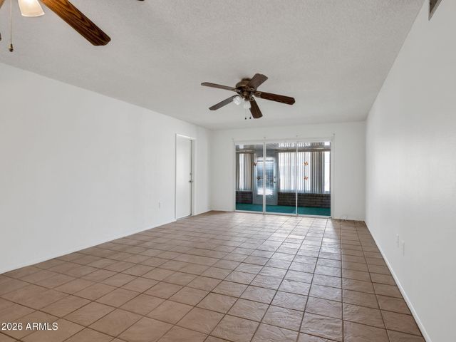 11070 W PLEASANT VALLEY Road, Sun City, AZ 85351