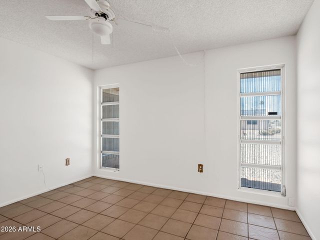 11070 W PLEASANT VALLEY Road, Sun City, AZ 85351