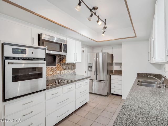 11070 W PLEASANT VALLEY Road, Sun City, AZ 85351