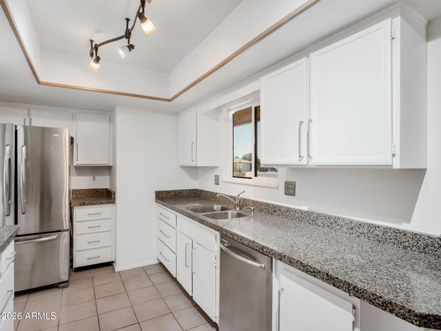 11070 W PLEASANT VALLEY Road, Sun City, AZ 85351