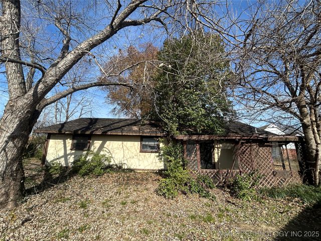 1103 W 20th Street, Claremore, OK 74017