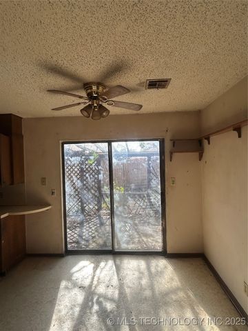 1103 W 20th Street, Claremore, OK 74017