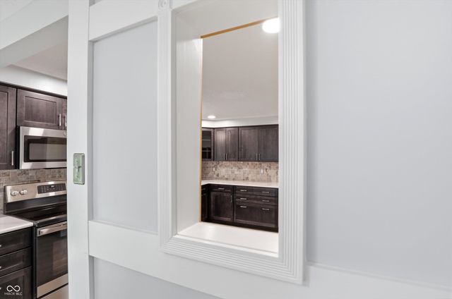 11357 Wood Creek Drive, Carmel, IN 46033