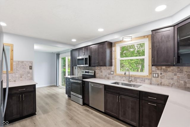 11357 Wood Creek Drive, Carmel, IN 46033