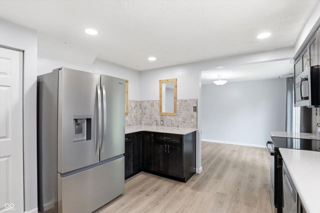 11357 Wood Creek Drive, Carmel, IN 46033