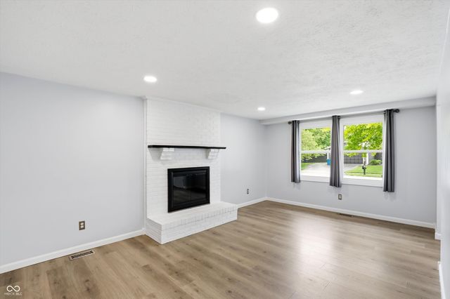 11357 Wood Creek Drive, Carmel, IN 46033