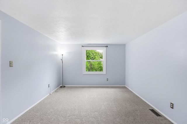 11357 Wood Creek Drive, Carmel, IN 46033