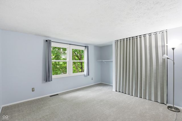 11357 Wood Creek Drive, Carmel, IN 46033