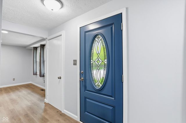 11357 Wood Creek Drive, Carmel, IN 46033