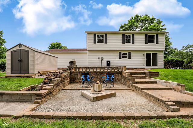 11357 Wood Creek Drive, Carmel, IN 46033