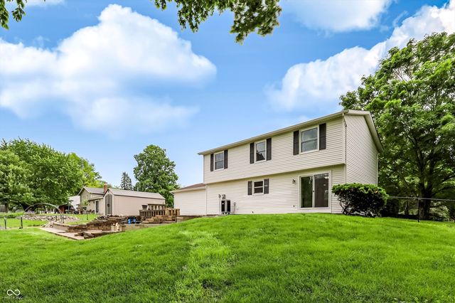 11357 Wood Creek Drive, Carmel, IN 46033