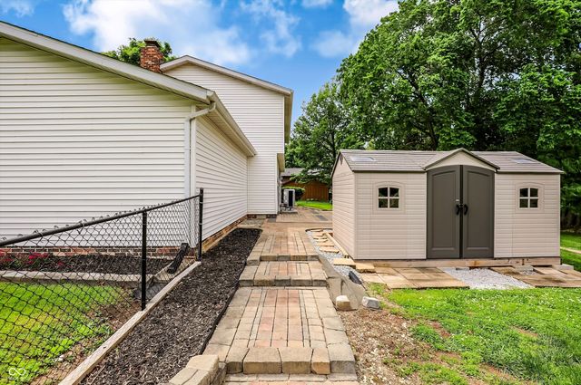 11357 Wood Creek Drive, Carmel, IN 46033