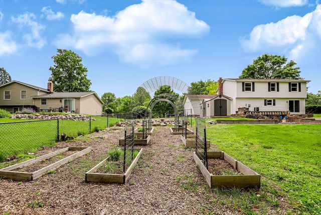 11357 Wood Creek Drive, Carmel, IN 46033