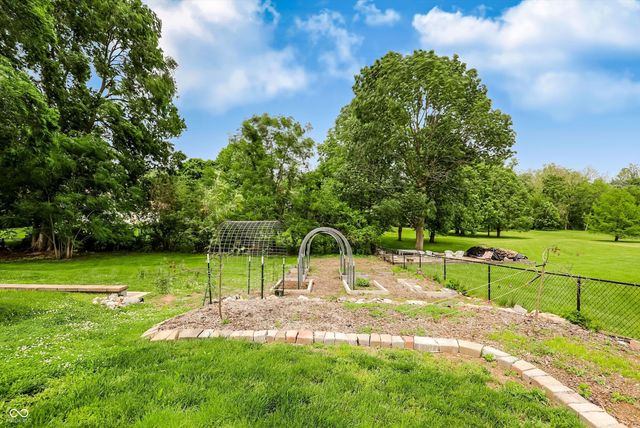 11357 Wood Creek Drive, Carmel, IN 46033