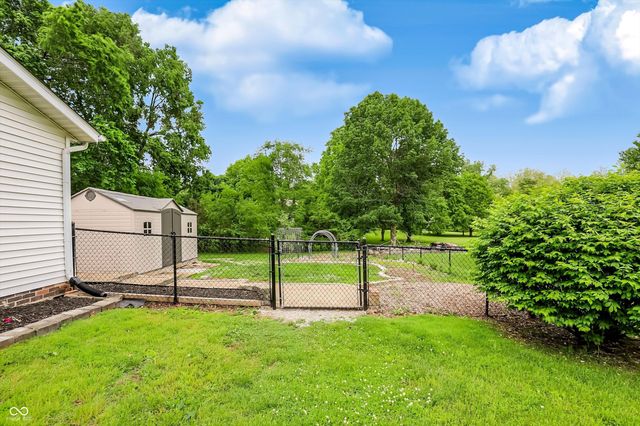 11357 Wood Creek Drive, Carmel, IN 46033