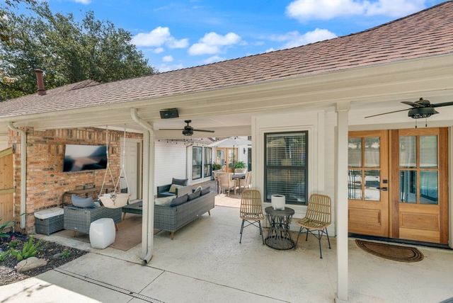 1108 N Lakeshore Drive, Rockwall, TX 75087