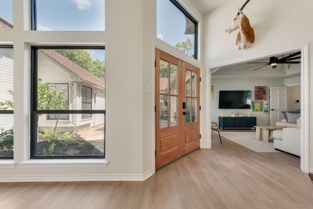 1108 N Lakeshore Drive, Rockwall, TX 75087