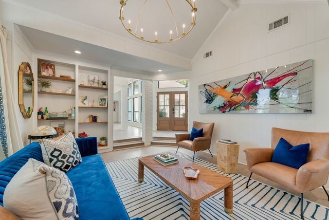 1108 N Lakeshore Drive, Rockwall, TX 75087